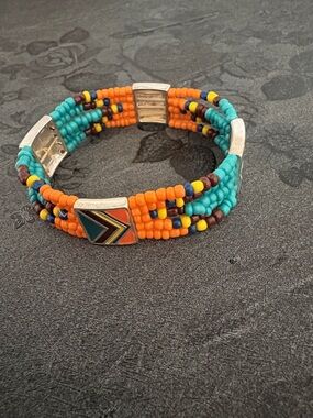 HANDMADE NATIVE AMERICAN SOUTHWESTERN STYLE SEED BEADED STRETCH BRACELET